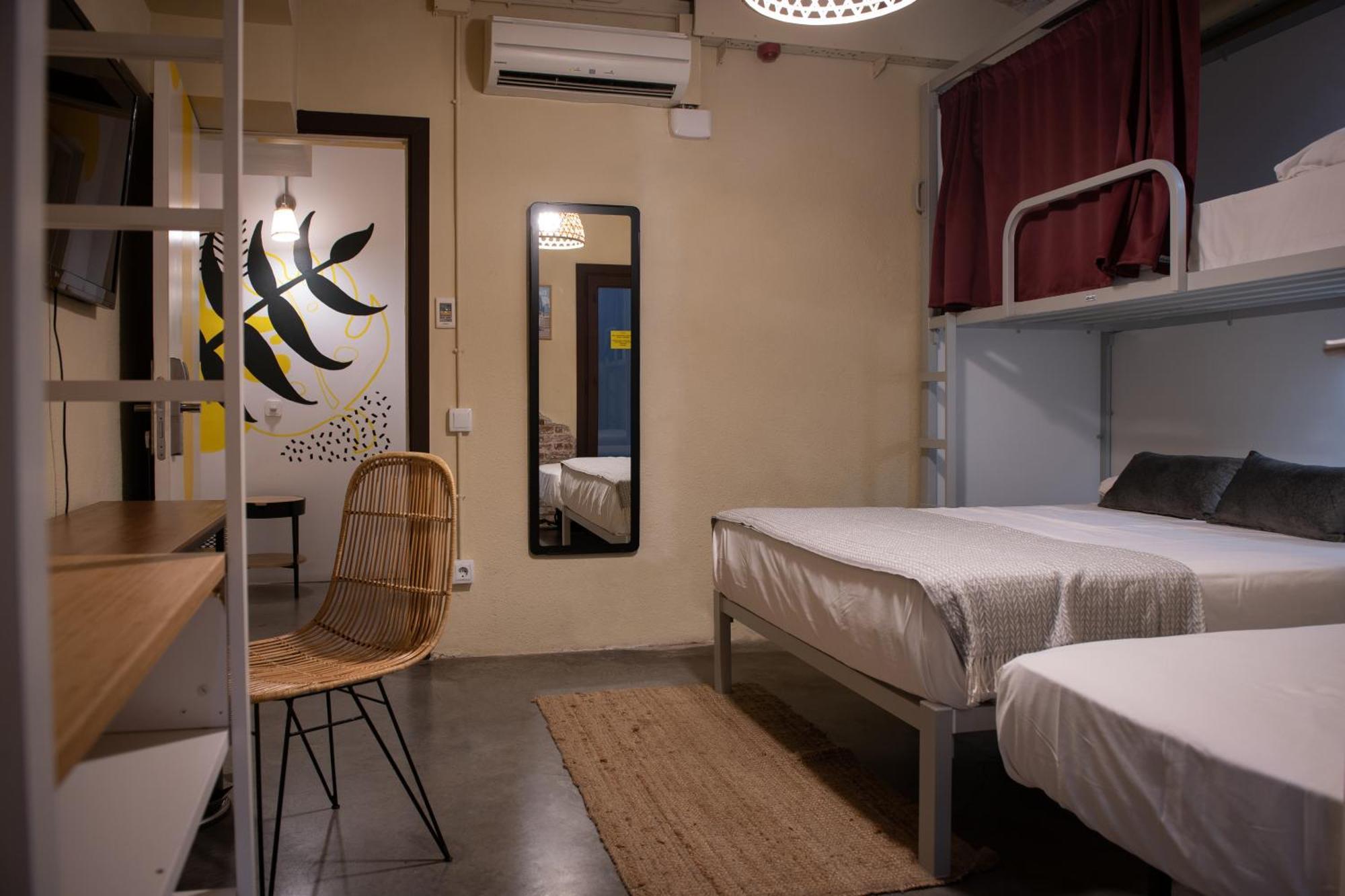 The Loft Hostel La Pedrera Barselona Dış mekan fotoğraf